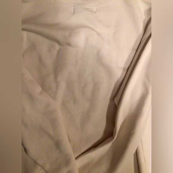 NEW! WILDFOX Cocktails 🍸 pullover - Picture 3 of 6